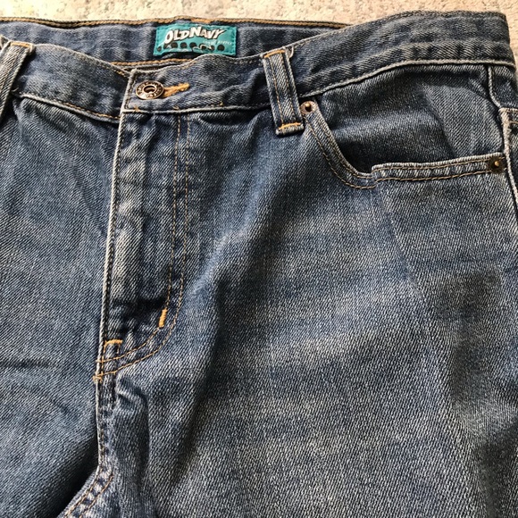 Old Navy Boys Loose Fit Jeans - Picture 4 of 8